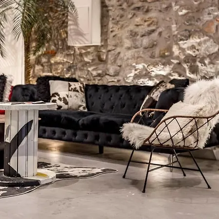 Le Saint-georges Apartment *